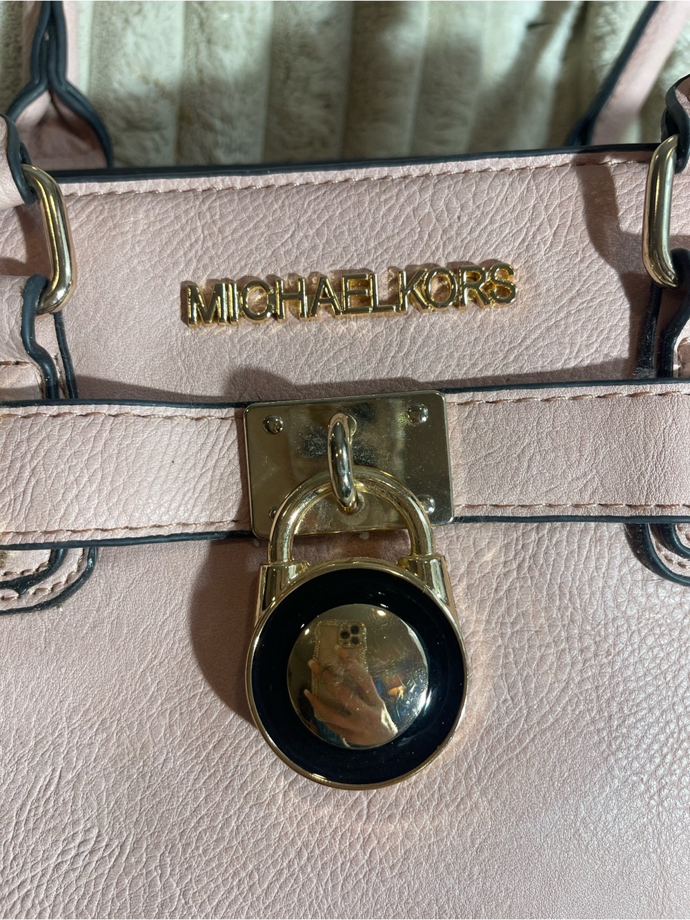 Michael Kors Pale Pink Leather Satchel with Gold Hardware - Picture 2 of 7